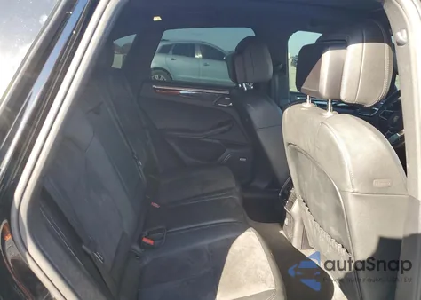 2019 Porsche Macan z USA, uszkodzony, nr VIN WP1AA2A55KLB03342